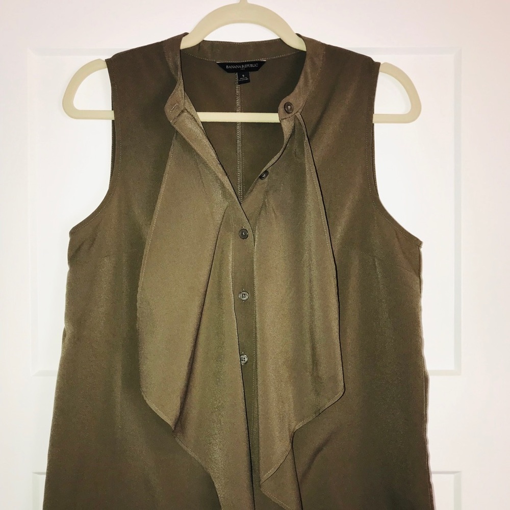 Banana Republic Silk Blouse